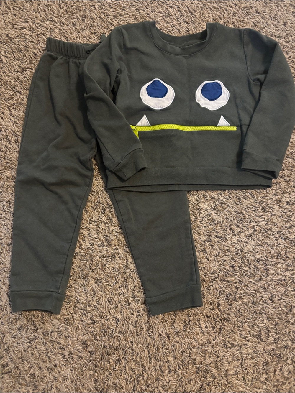 Koala Kids Dark Green Sweatshirt & Joggers Set with Blue Eye Accents
